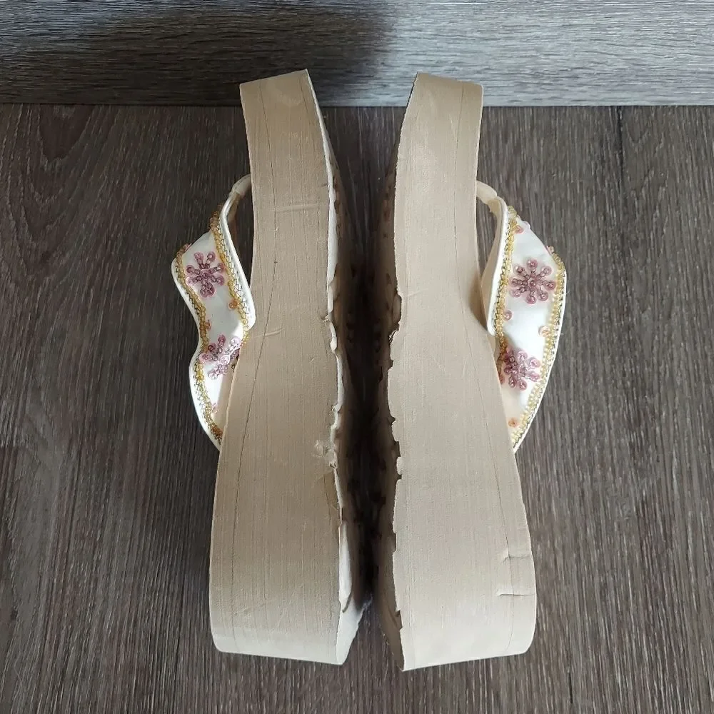 Lower East Side Vintage 90s Tan Floral Beaded Platform Sandal 7.5